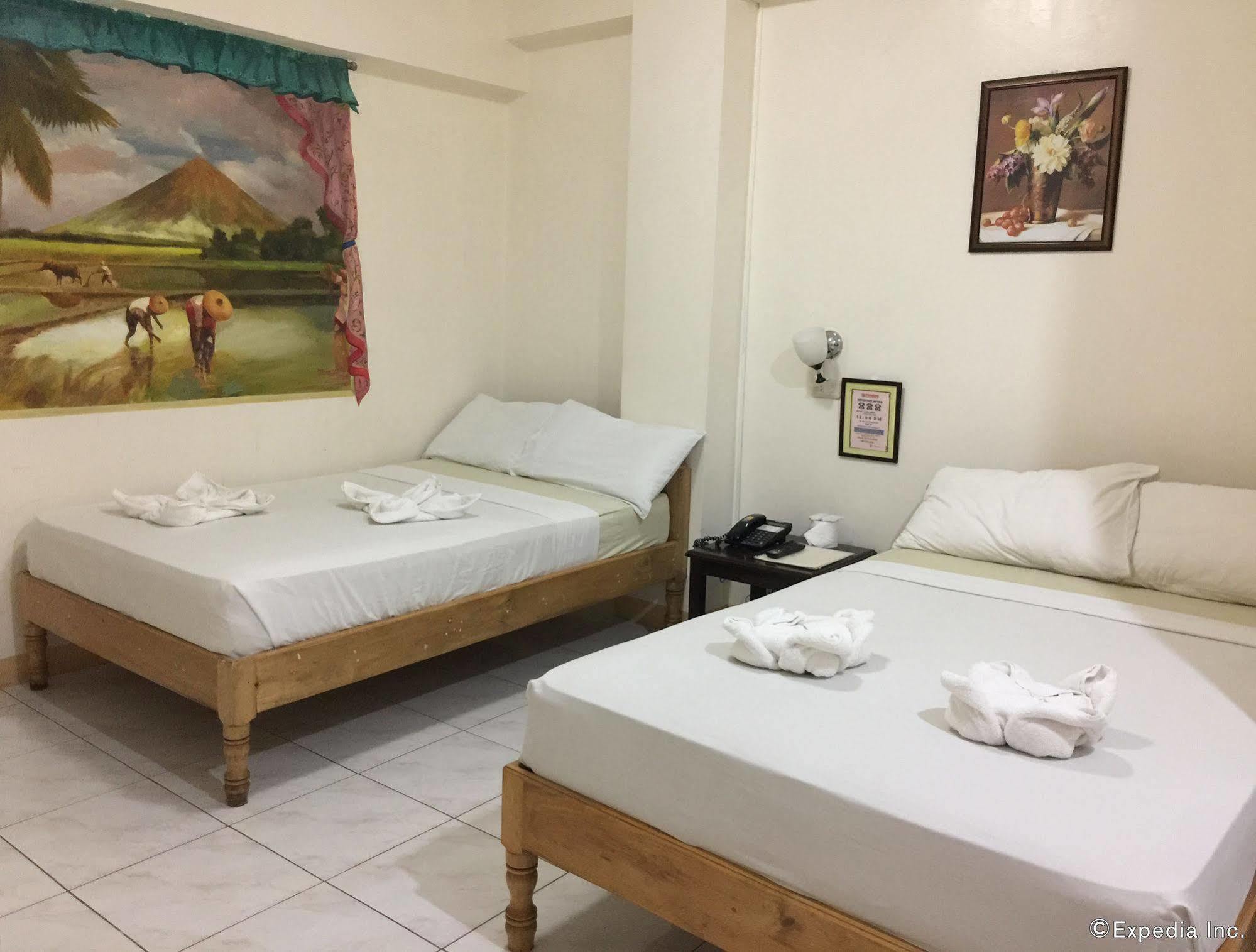 Constrell Pension House Tagbilaran City Exterior photo